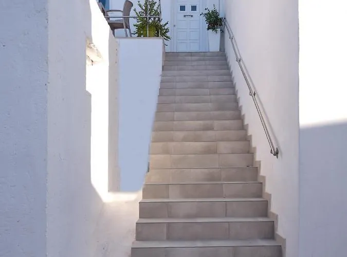 Ormos Naoussa's ناوسا