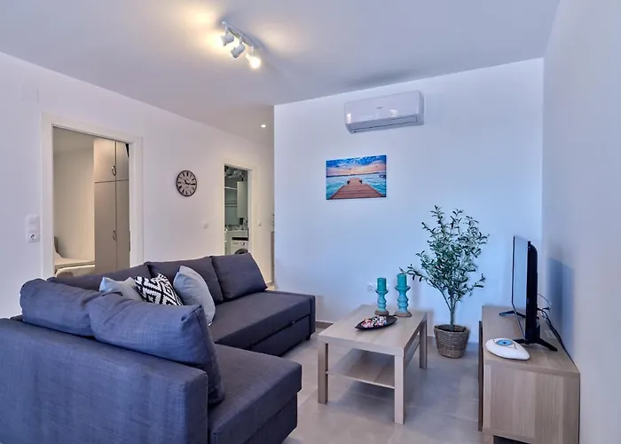 Ormos Naoussa's شقة *